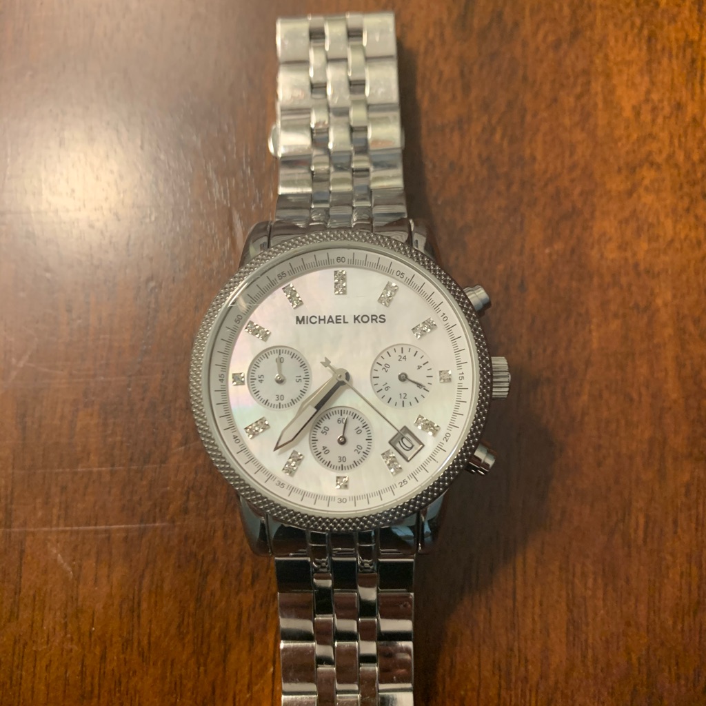 Authentic Michael Kors Watch 75$